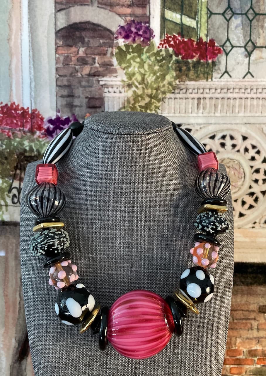 necklace black and pink